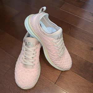 APL TechLoom Phantom Sneaker in Blush & Cream - Size 7